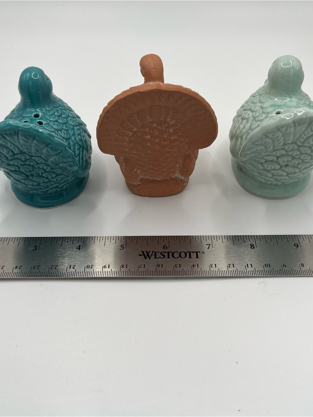 Ceramic Terracotta Thanksgiving Fall Turkey S & P Shaker Figurine Bundle of 3 - Picture 7 of 9
